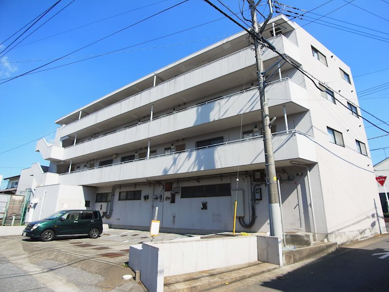 ゴールデンハイツ 302号室 外観