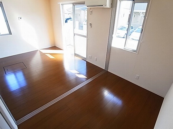 リ・サクラA・B その他7