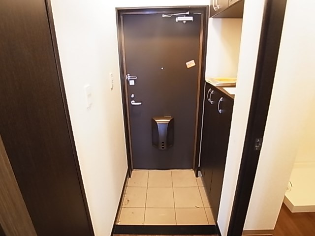 コンフォートレジデンス 玄関