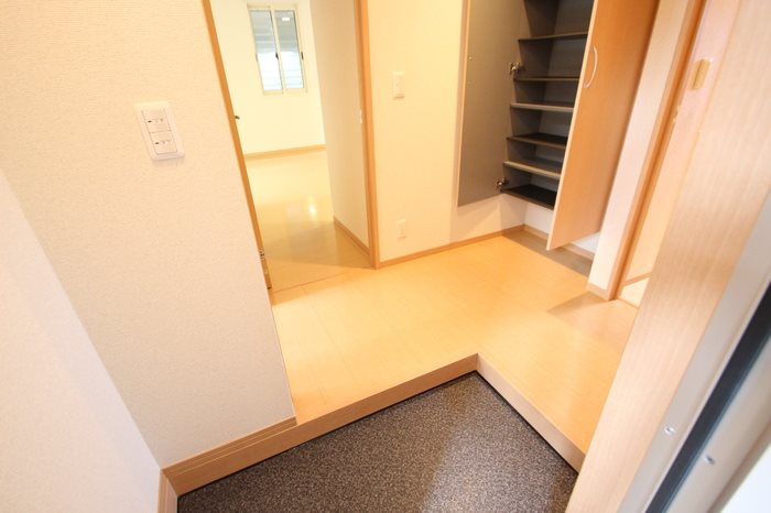 クレール５ 玄関