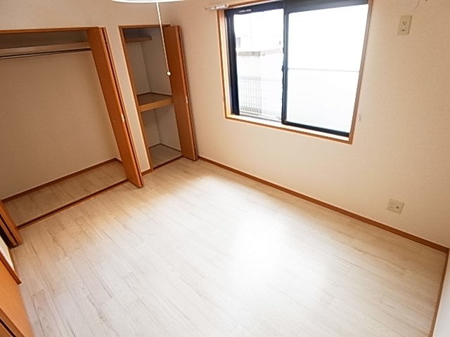 キャッスルハイム ベッドルーム