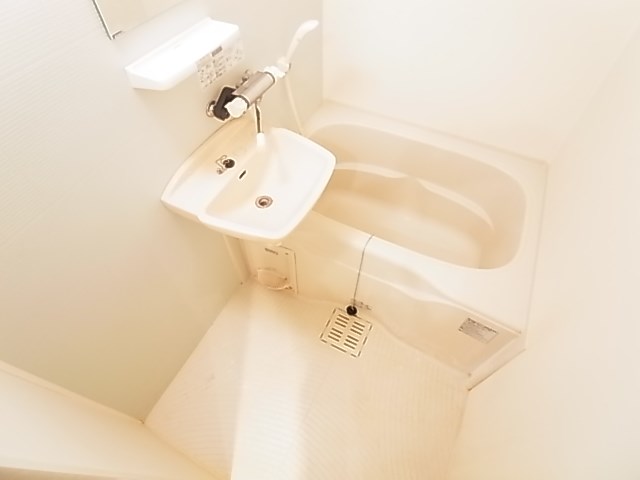 ＬＹＮＸ北千住Ｃ棟 風呂画像