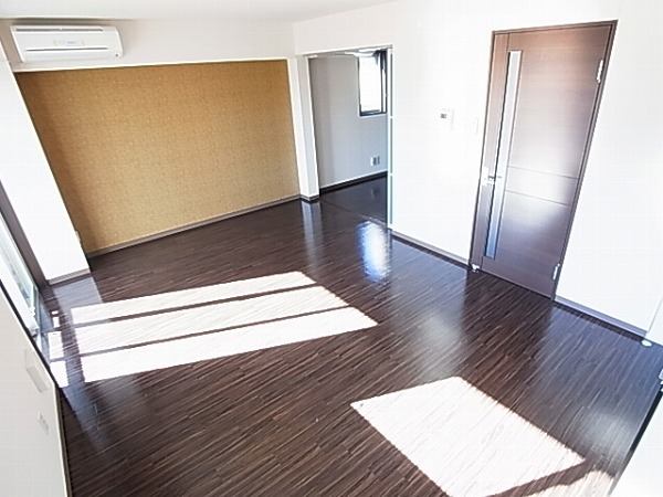 ファーストクライム リビング