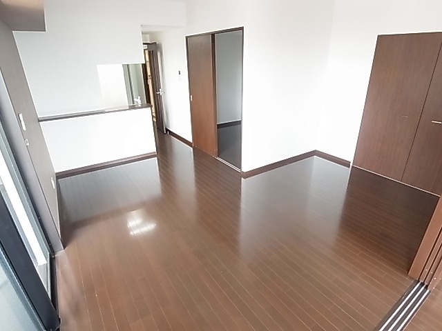 INSURANCE BLDG.Ⅵ リビング