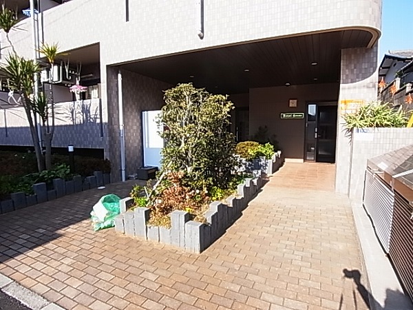 ロイヤルハウス その他外観2