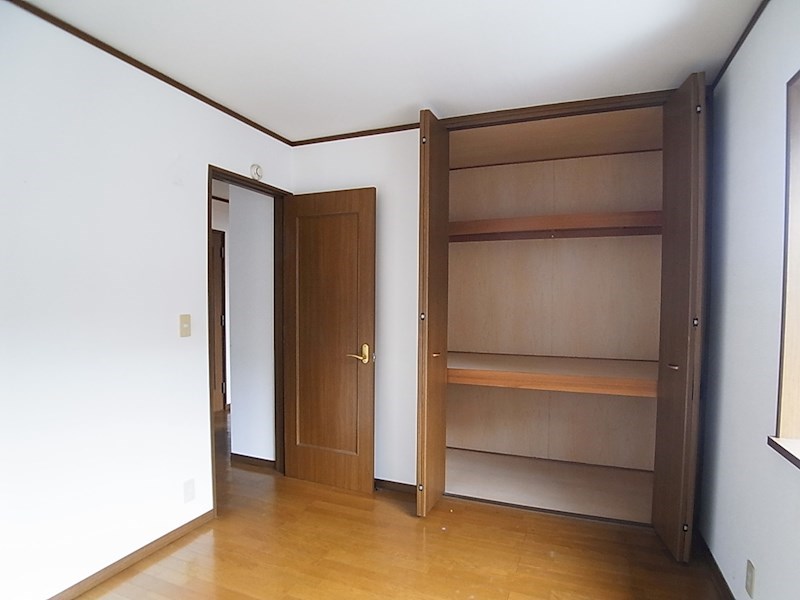 ラフィーヌ・ジュネスⅡ その他3