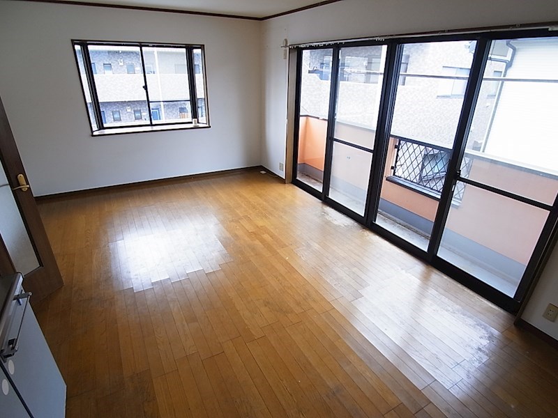 ラフィーヌ・ジュネスⅡ リビング