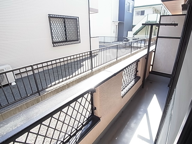 ラフィーヌ・ジュネスⅡ ベランダ