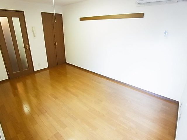 エーデンハイム  リビング