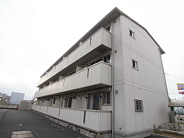 カンピエーレ 105号室 外観