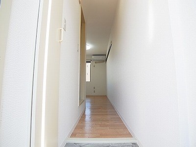 北小金ハイツ 玄関