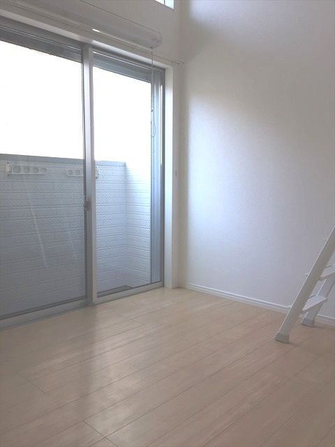 コンフォール ベッドルーム