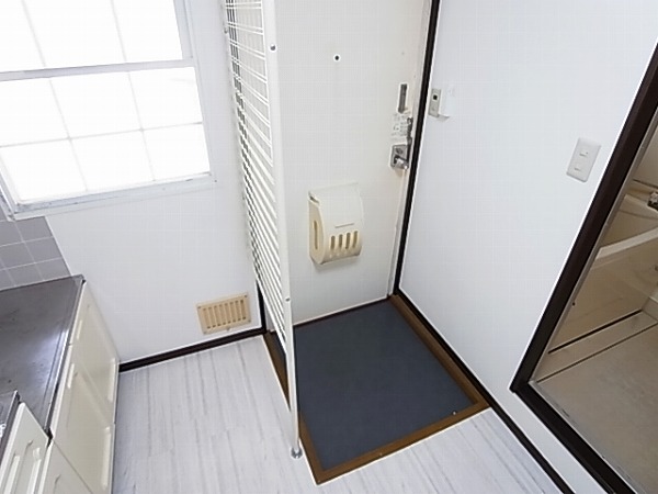 エコーハイツA 玄関