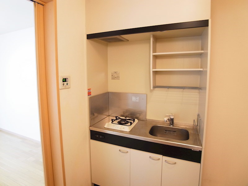 ＡＤＯＮＩＳ　ＨＯＵＳＥ キッチン