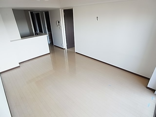 ライオンズグローベル北千住シティマークス リビング