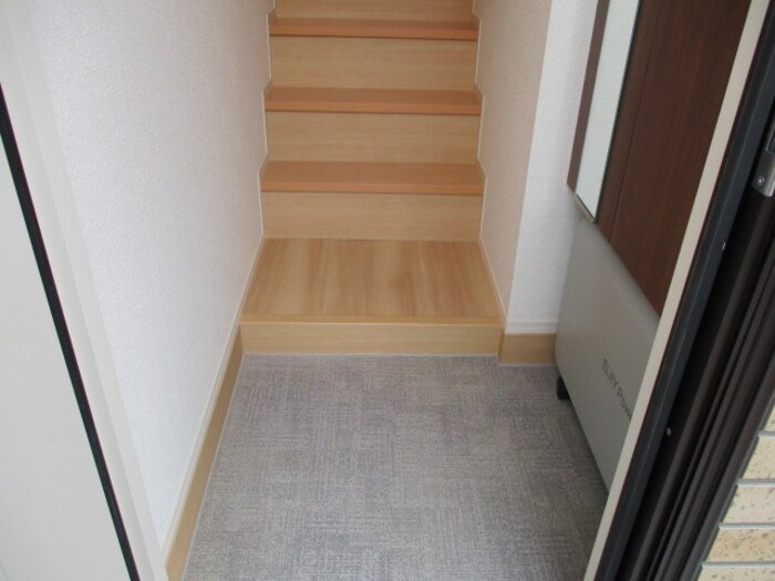 ボナール(千駄堀） 玄関