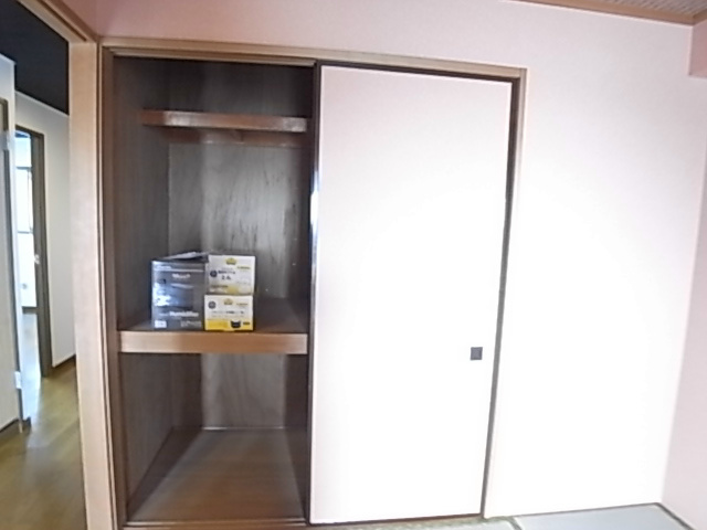 INSURANCE　BLDG.ⅩⅢ その他9