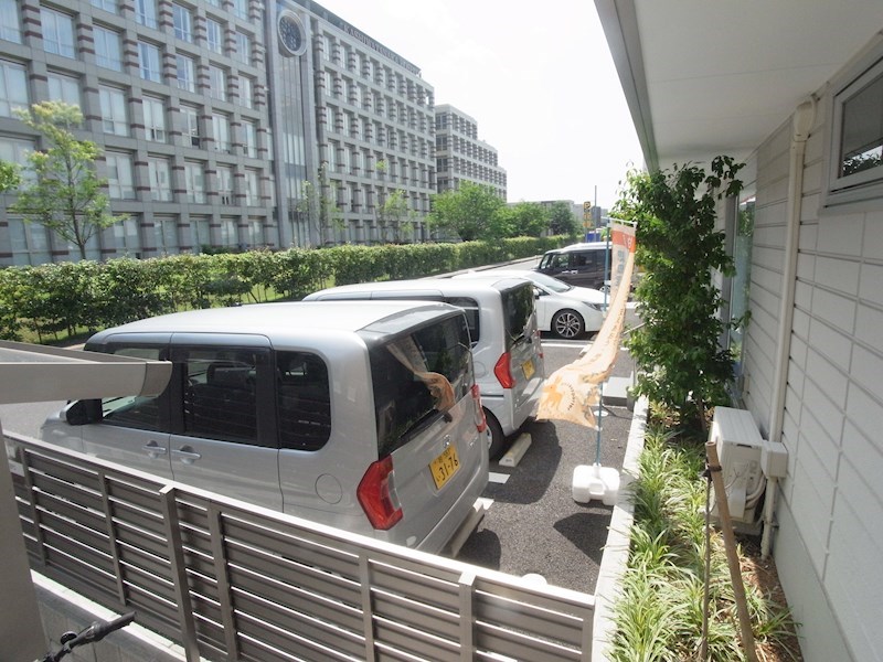 アスタリスク 駐車場
