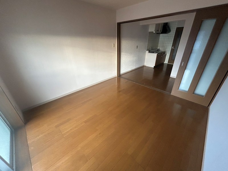 ヤマユウ第４ビル リビング