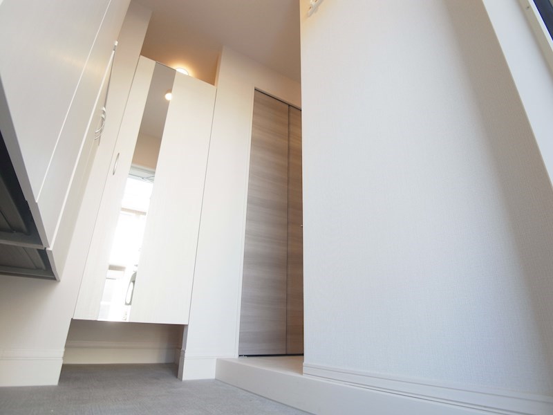 BLESS HOUSE柏西町　Ｂ棟  玄関