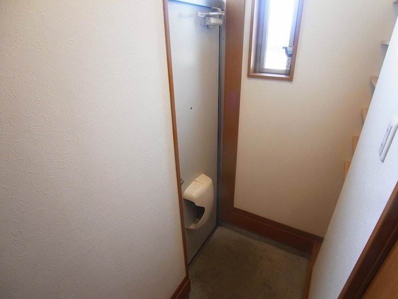 デュオーラ西原 玄関