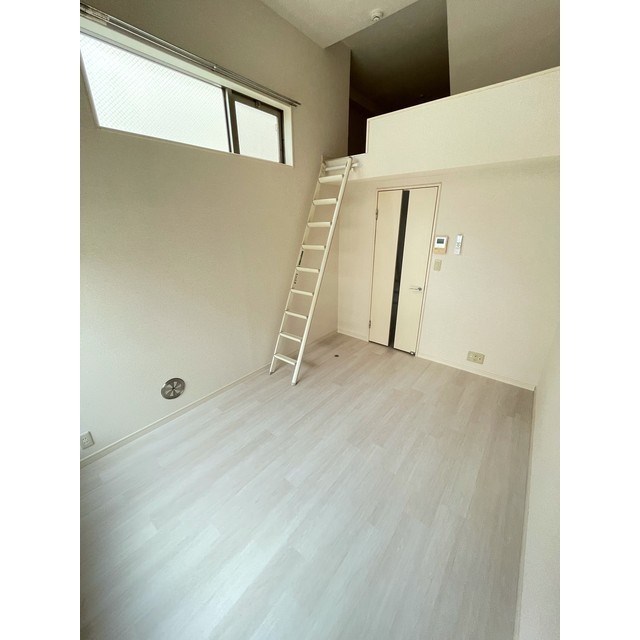 リヴィエール綾瀬 リビング