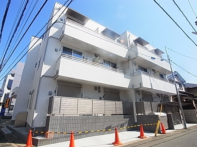 エストIJ IZUMI 202号室 外観