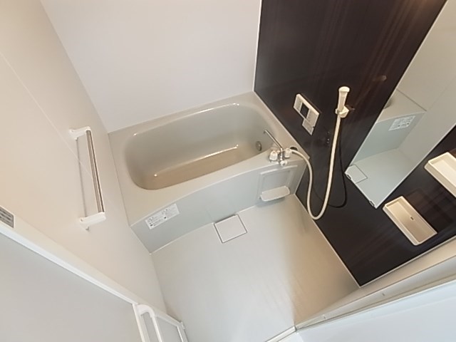 エストIJ IZUMI 風呂画像