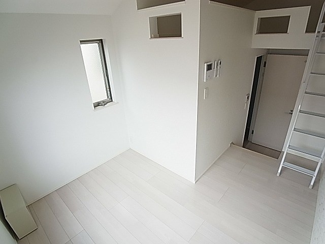 ラフォンテ足立 リビング