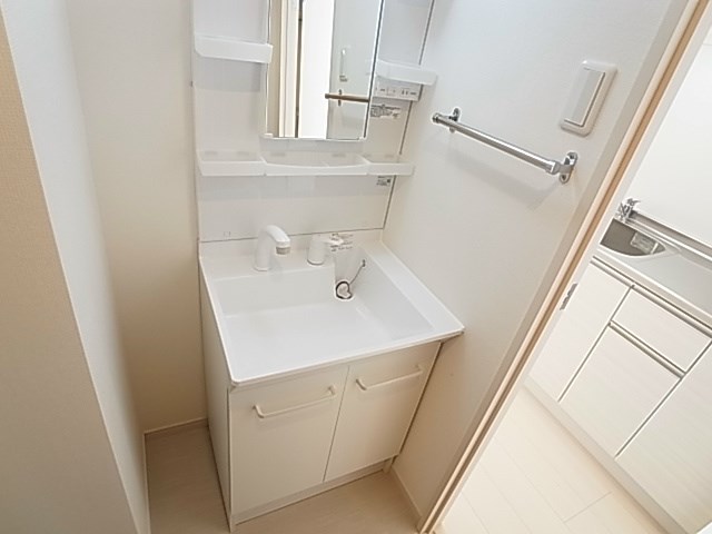 リブリ・C　West その他2