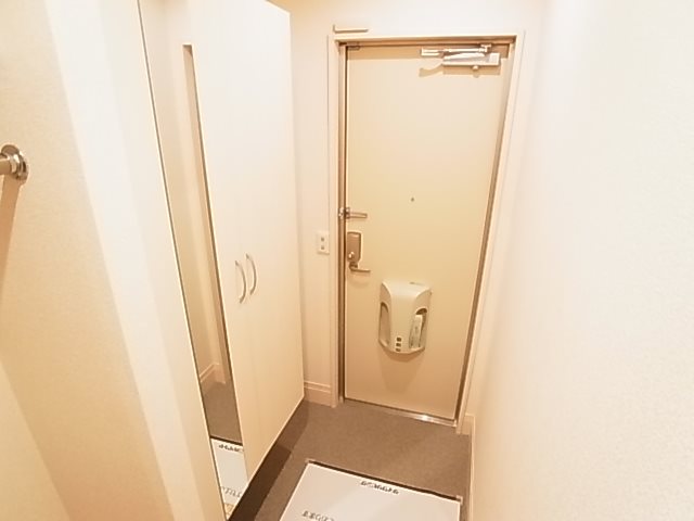 シエロＢ 玄関