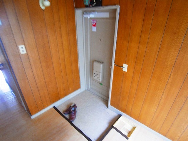 松戸第8マンション 玄関