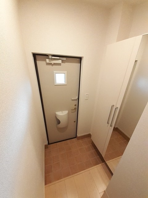 ツインウッドＢ 玄関