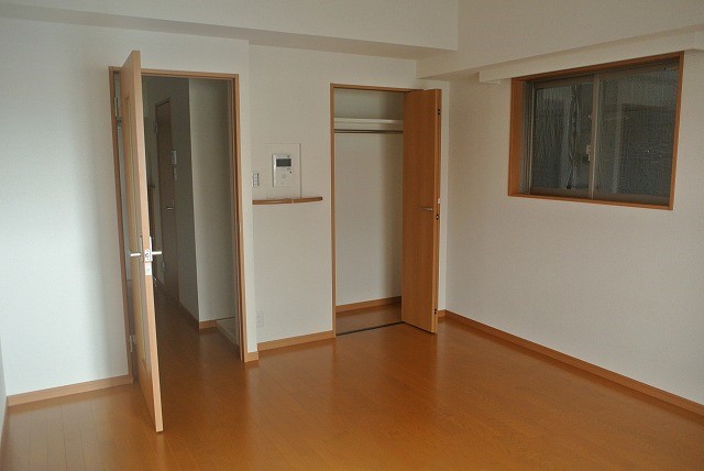 グランドパーク親水公園  リビング