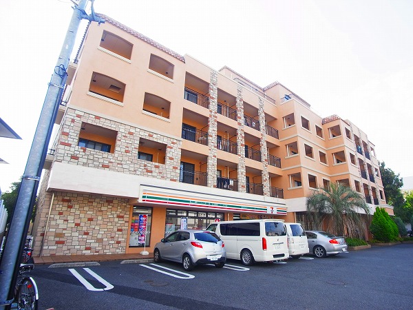 アーストンスクウェア 306号室 外観