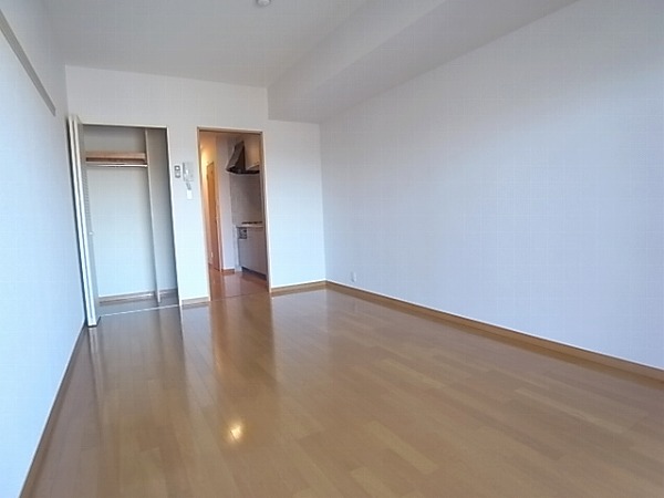 アーストンスクウェア リビング