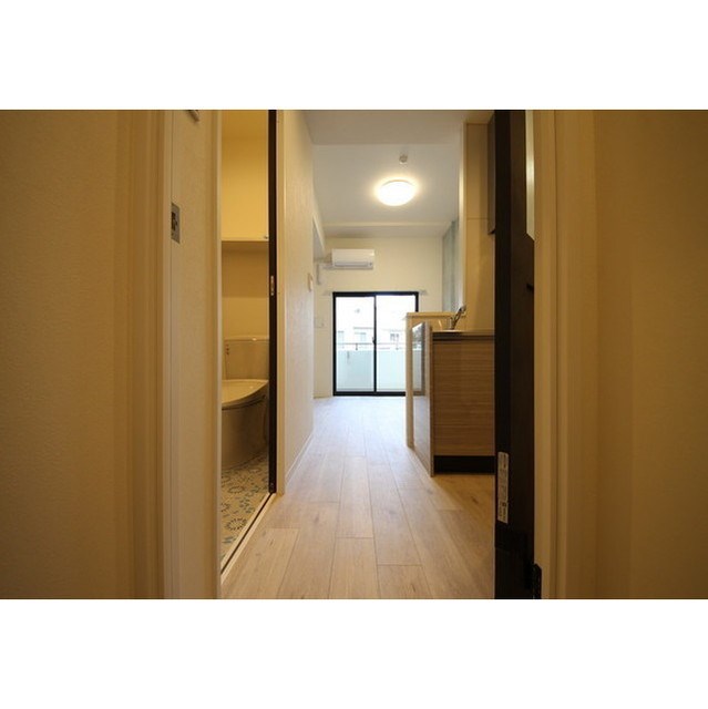 CRESCENT COURT　～クレセントコート～ 玄関