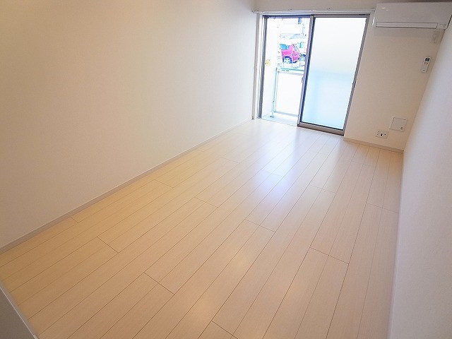 リブリ・Ｒ＆Ｋ ベッドルーム