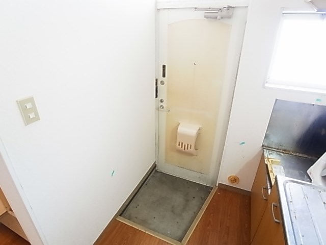 クラタコーポ 玄関