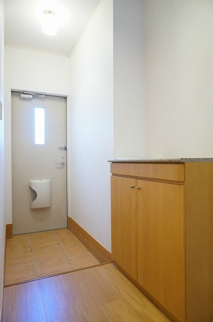ミルトニア 玄関