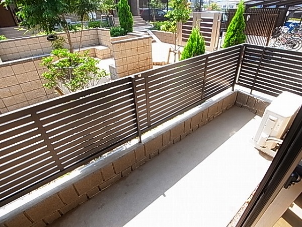 ボナール酒井根Ⅰ号棟 ベランダ