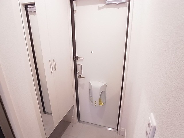 LUZ 玄関