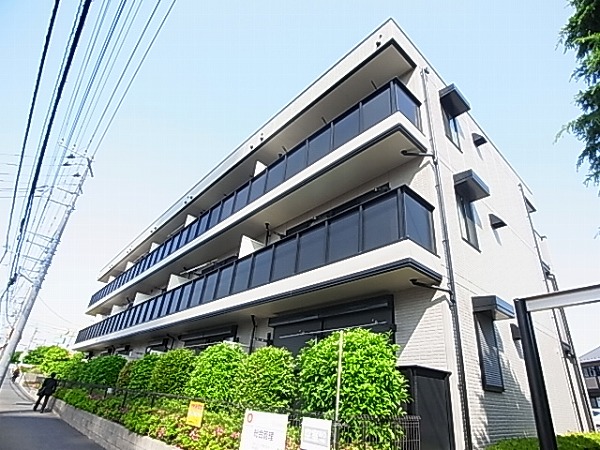 セレニティーホームズA 307号室 外観