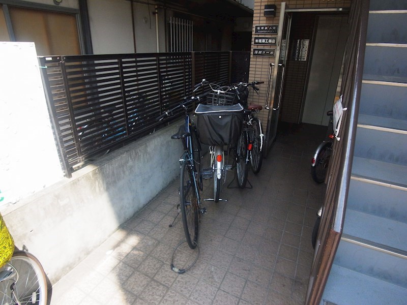 湯田コーポ エントランス