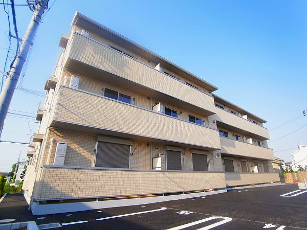 グラディート  205号室 外観