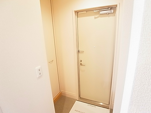 アネシス 玄関