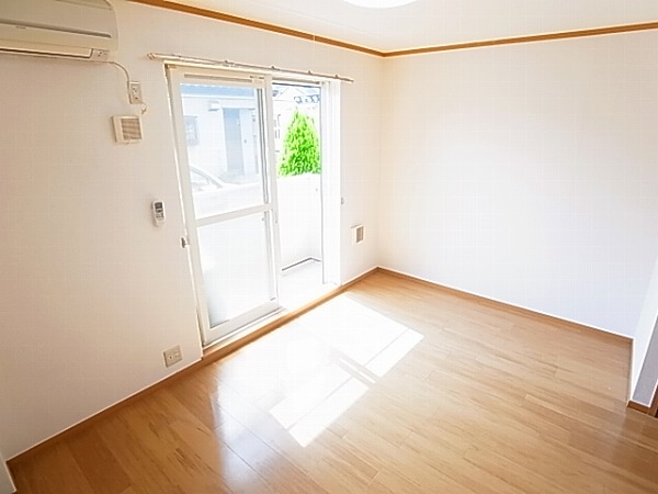 ストロベリーカーサⅡ ベッドルーム