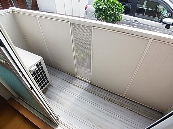 ストロベリーカーサⅡ ベランダ