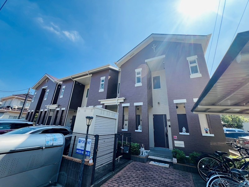 ヴェルシティヒルズ 201号室 外観