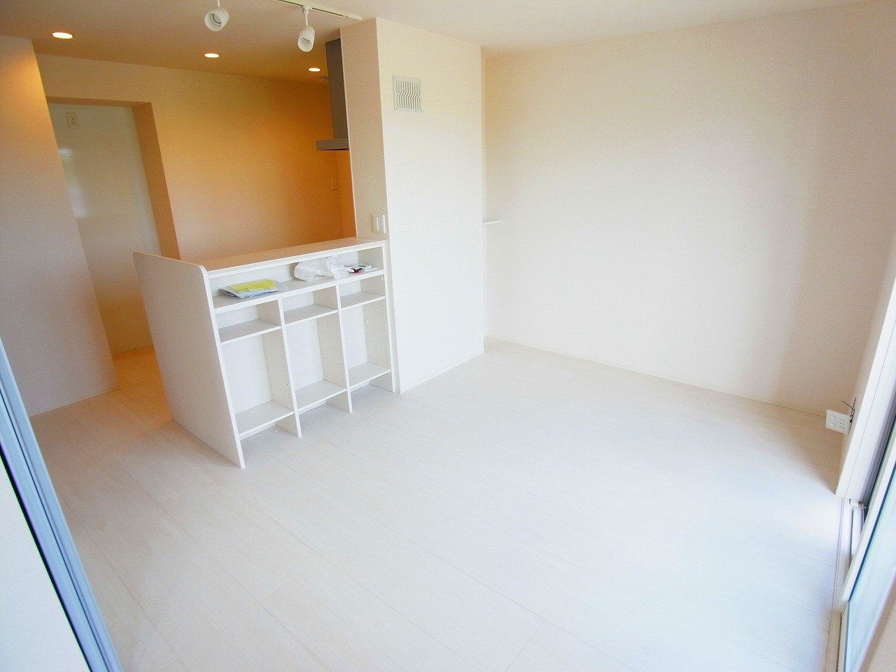 カーネリアン リビング